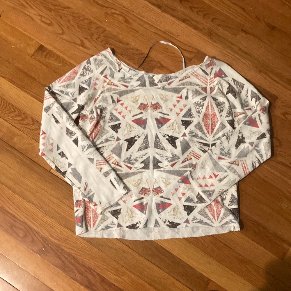 Volcom sweater